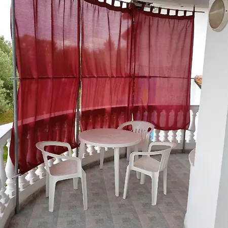 Europa Stefanos Apartamento