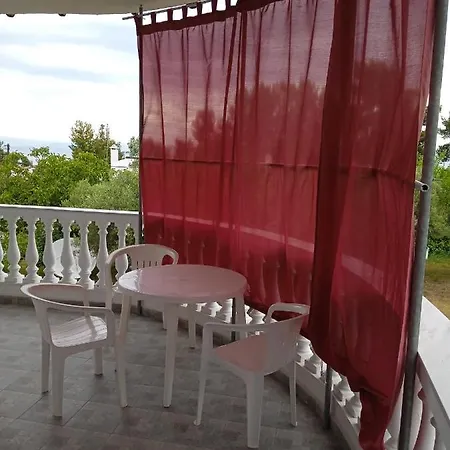 Europa Stefanos Apartman Kriopijí